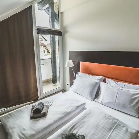 Klass 210 Apartma